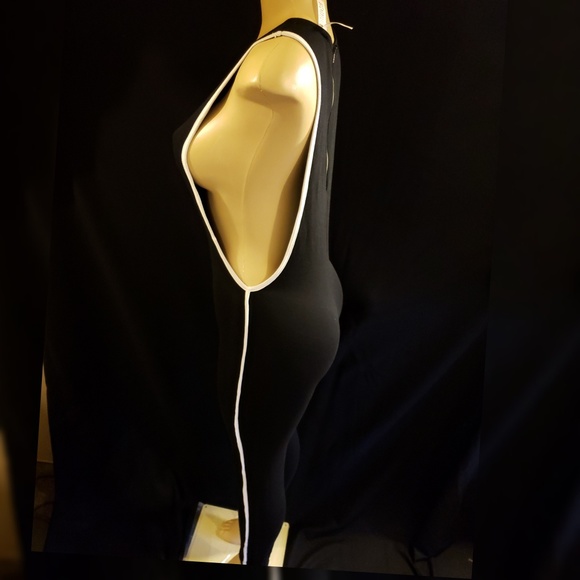 Jumpsuit - Picture 4 of 6